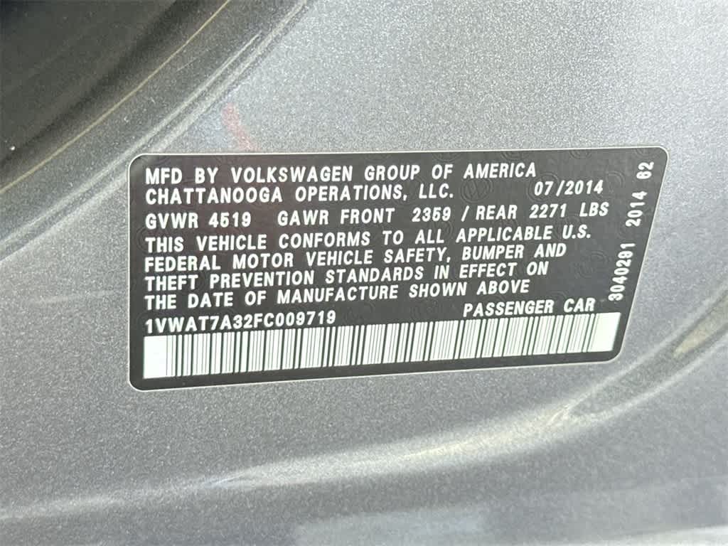 Thumbnail: 2015 Volkswagen Passat - 21