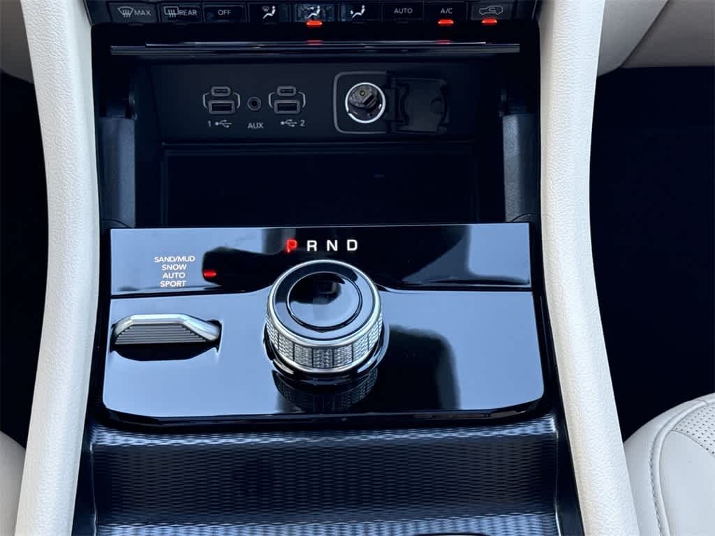 Thumbnail: 2025 Jeep Grand Cherokee L - 17