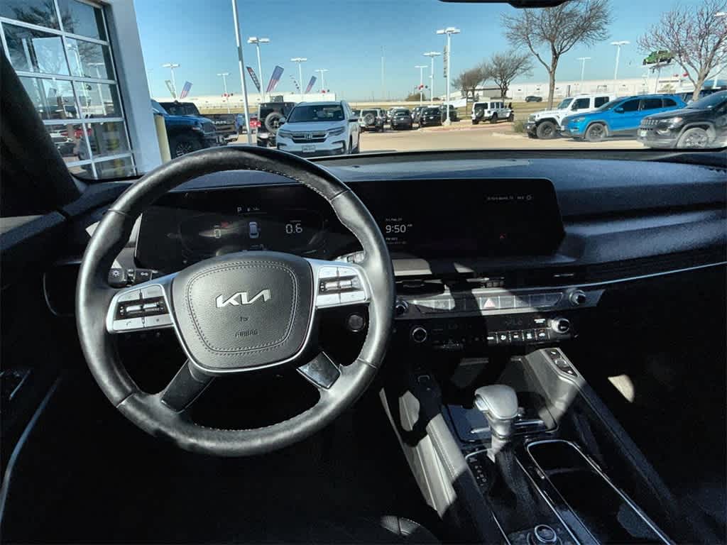 Thumbnail: 2023 Kia Telluride - 16