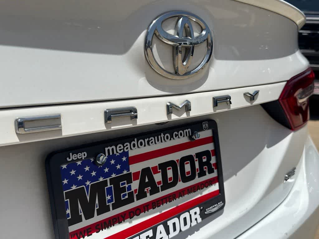 Thumbnail: 2019 Toyota Camry - 6
