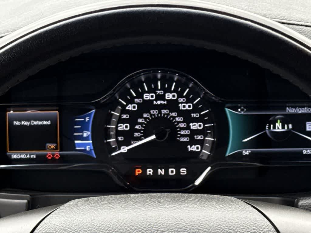 Thumbnail: 2015 Lincoln MKS - 19