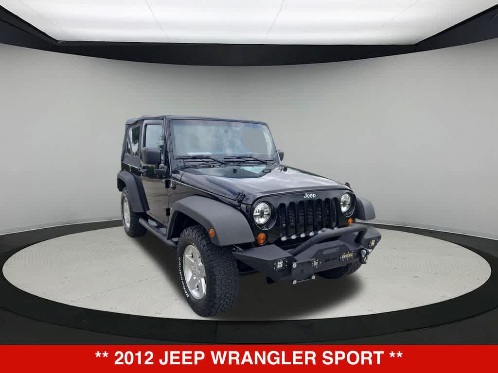 Thumbnail: 2012 Jeep Wrangler - 8