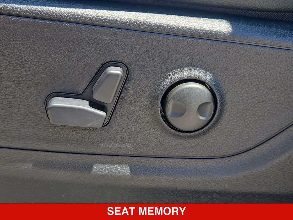 Thumbnail: 2026 RAM 1500 - 16