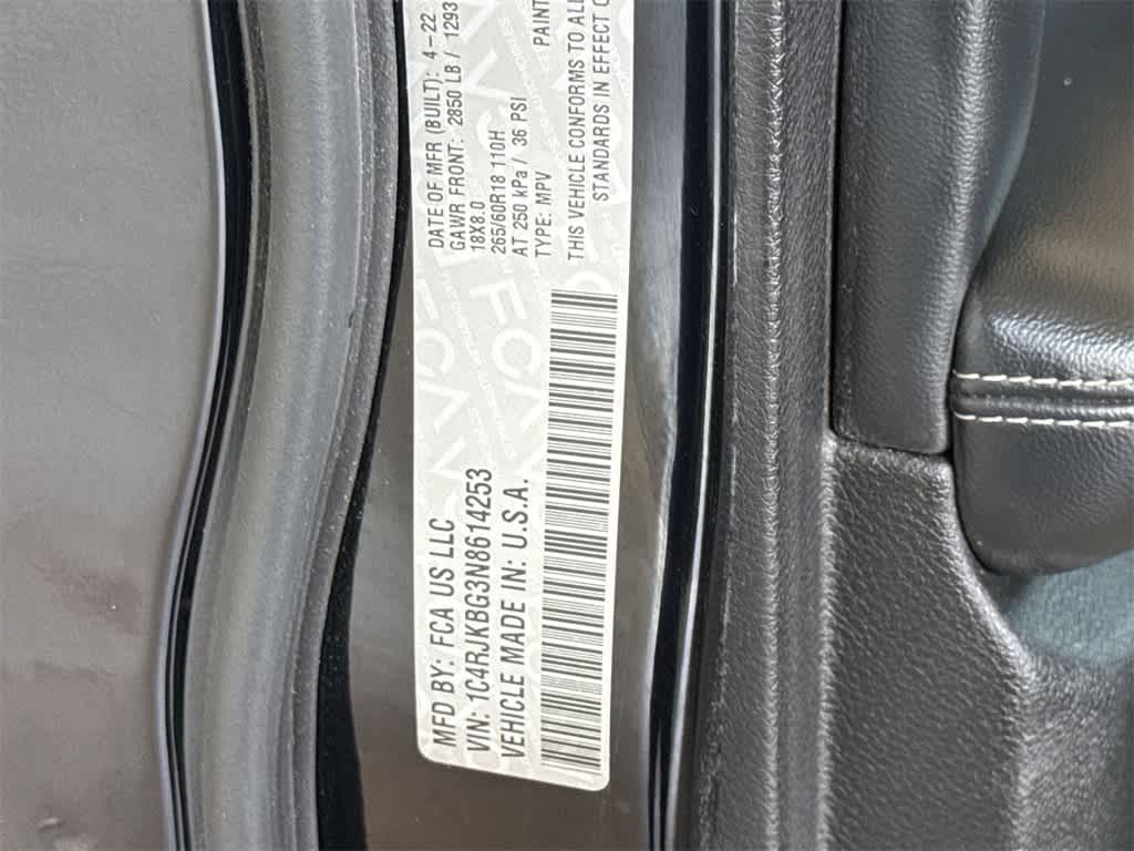 Thumbnail: 2022 Jeep Grand Cherokee - 27