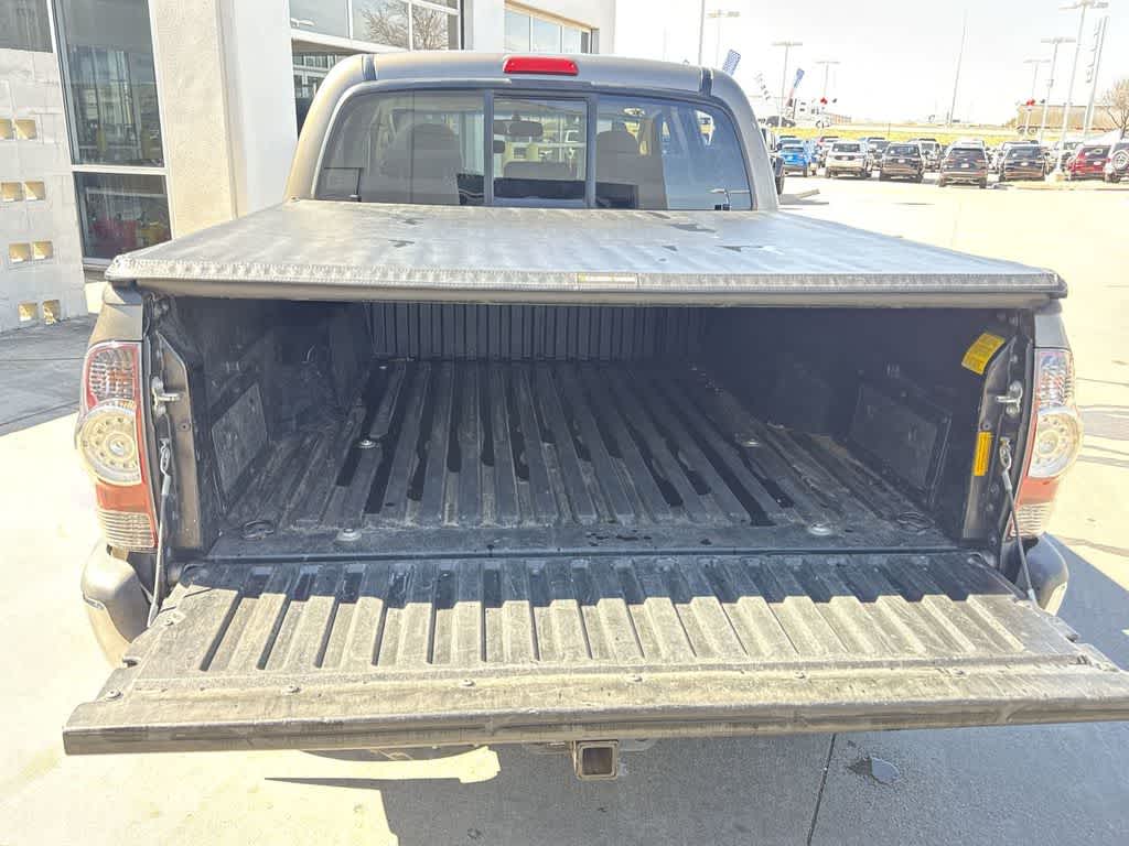 Thumbnail: 2013 Toyota Tacoma - 20