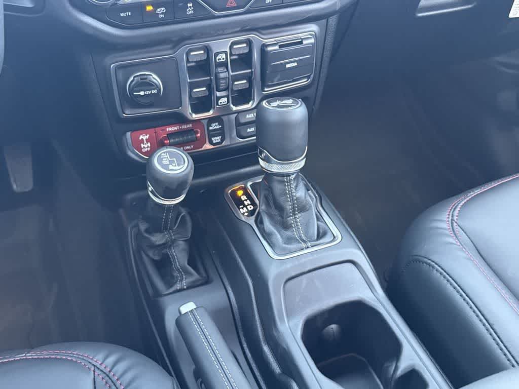 Thumbnail: 2026 Jeep Wrangler - 19