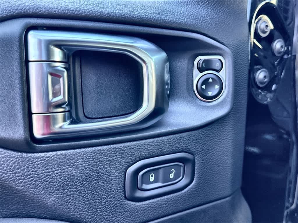 Thumbnail: 2026 Jeep Wrangler - 27