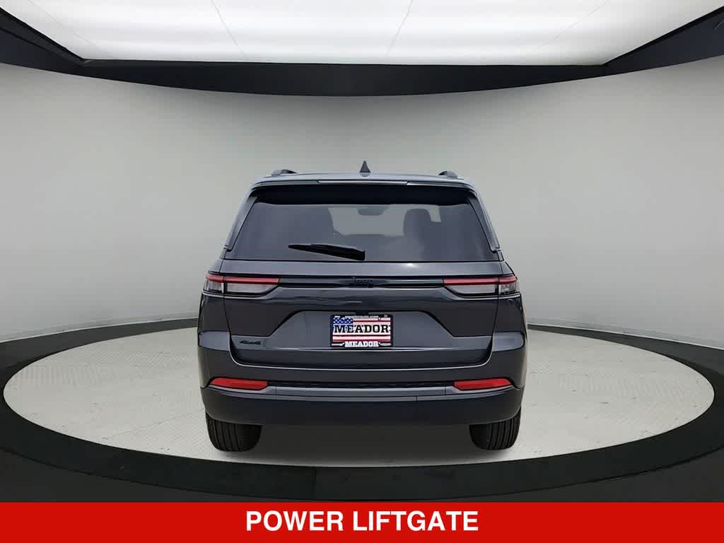 Thumbnail: 2026 Jeep Grand Cherokee - 7