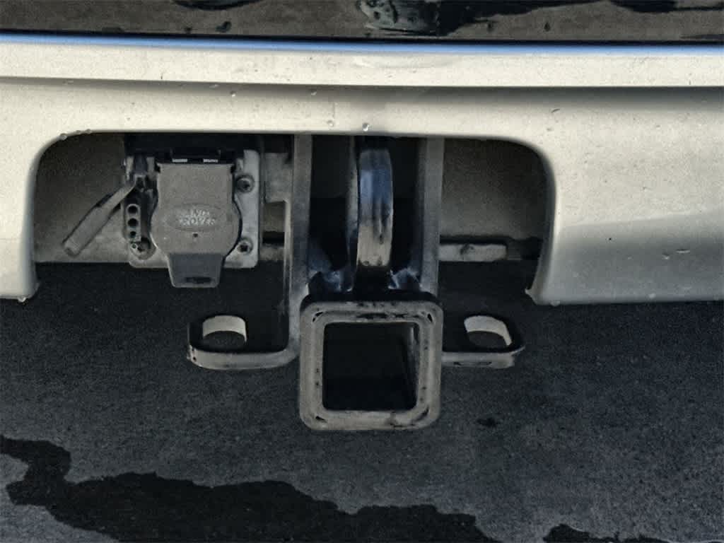 Thumbnail: 2020 Land Rover Discovery - 22