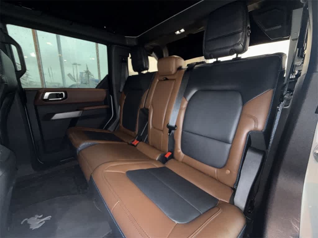 Thumbnail: 2022 Ford Bronco - 13