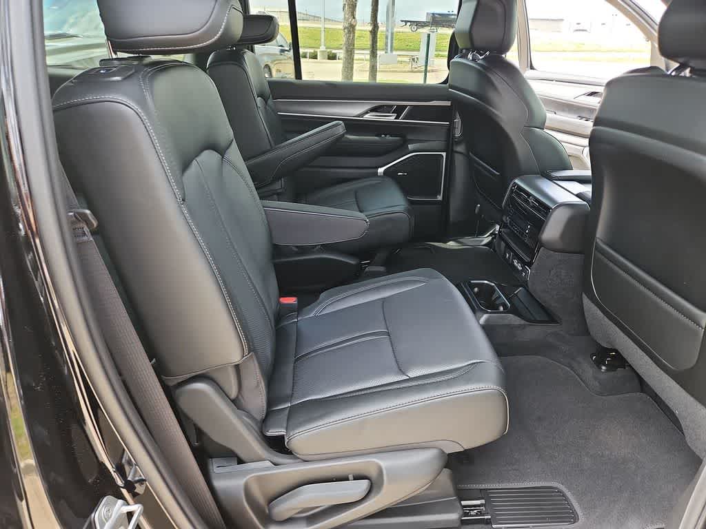 Thumbnail: 2026 Jeep Grand Wagoneer - 19