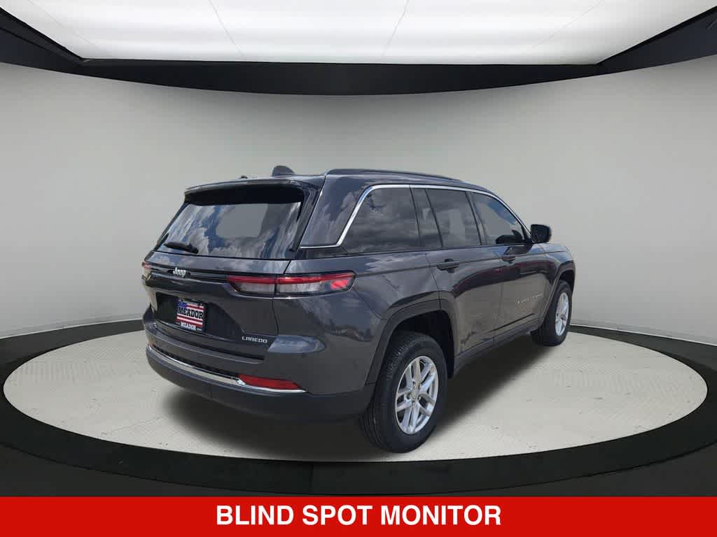 Thumbnail: 2026 Jeep Grand Cherokee - 6