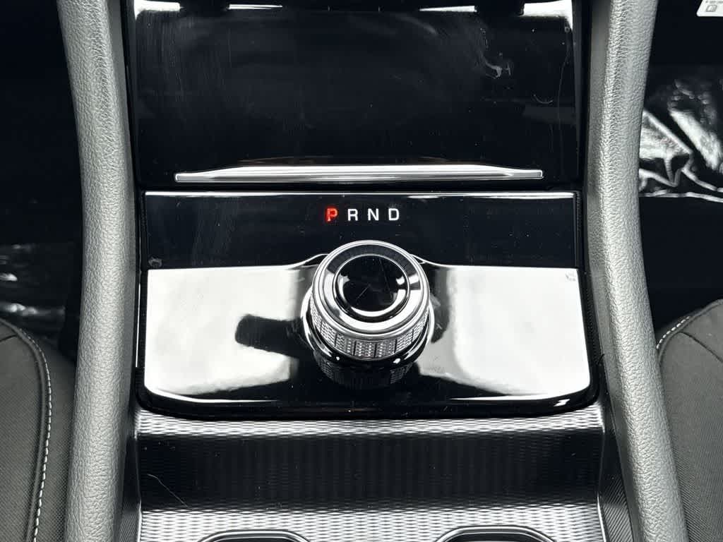 Thumbnail: 2026 Jeep Grand Cherokee - 16