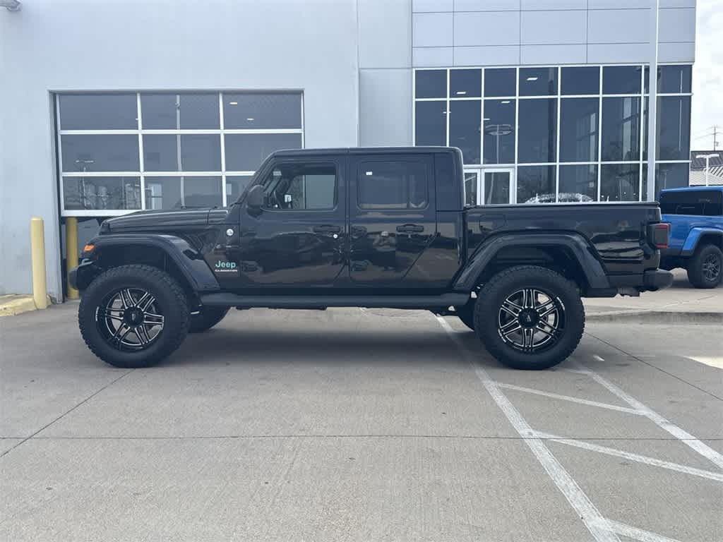 Used 2020 Jeep Gladiator Overland Truck Crew Cab