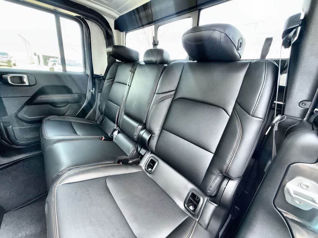 Thumbnail: 2026 Jeep Gladiator - 13