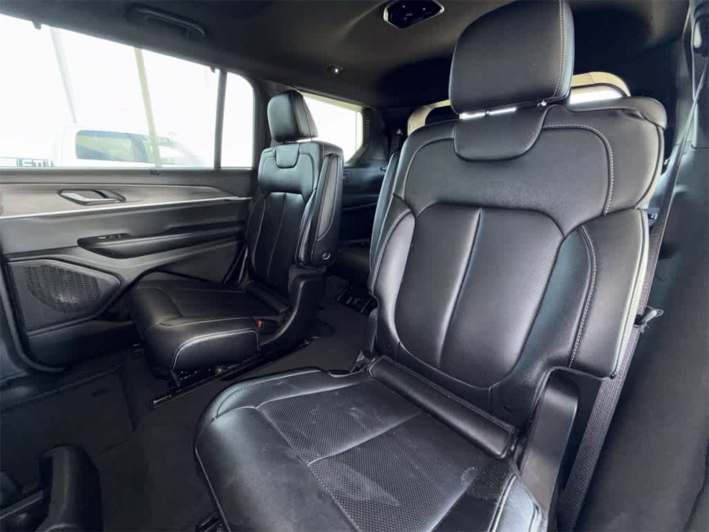 Thumbnail: 2024 Jeep Grand Cherokee L - 12