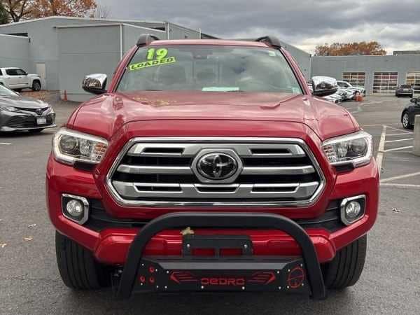 Thumbnail: 2019 Toyota Tacoma - 2