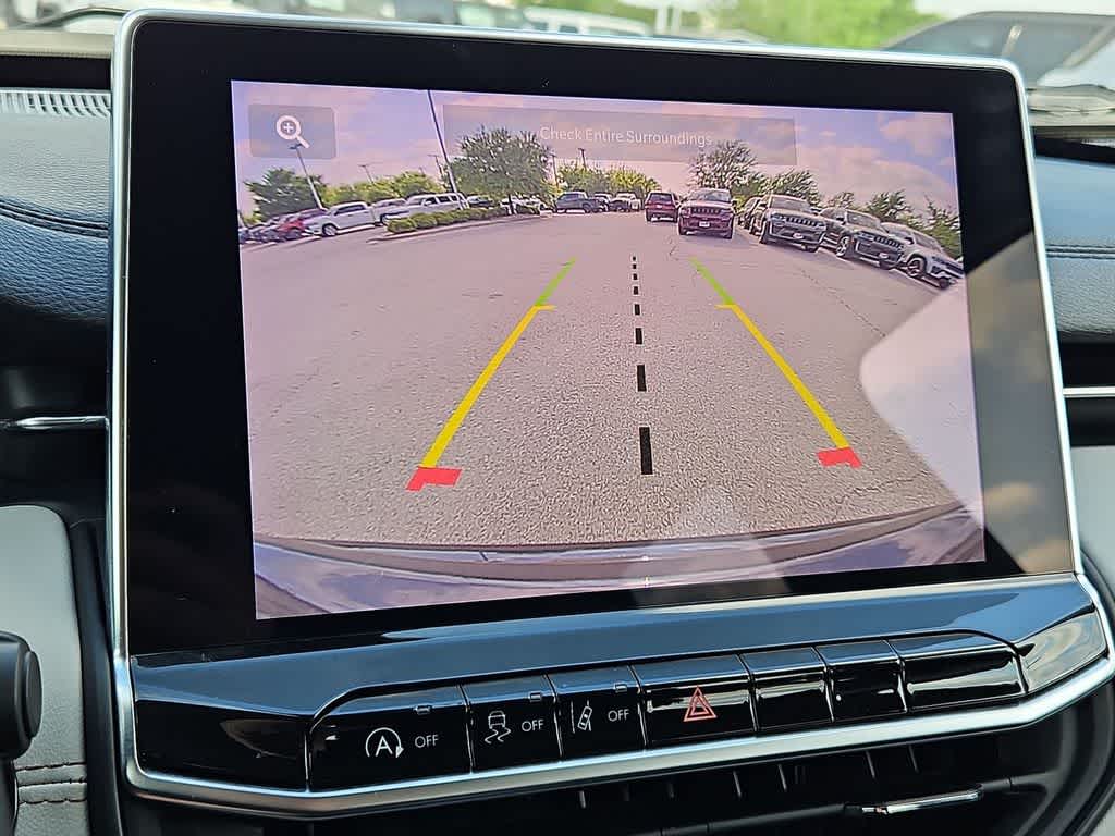 Thumbnail: 2022 Jeep Compass - 29