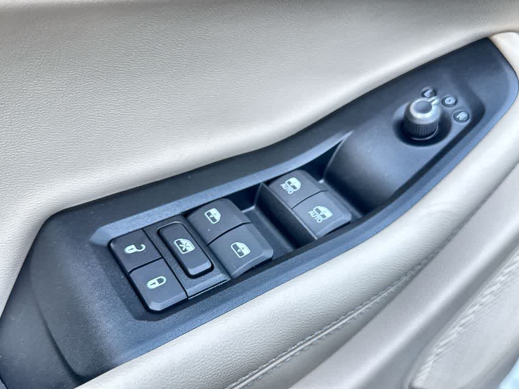 Thumbnail: 2025 Jeep Grand Cherokee - 23