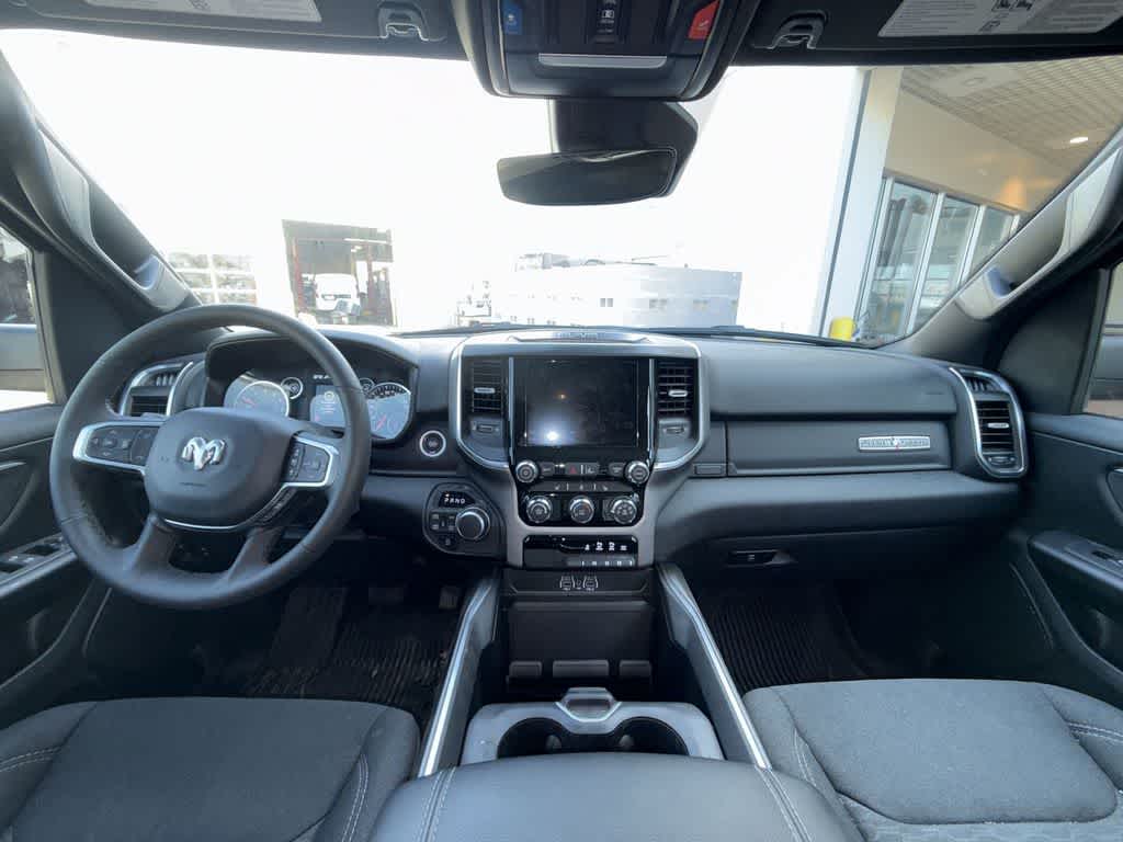 Thumbnail: 2025 RAM 1500 - 16