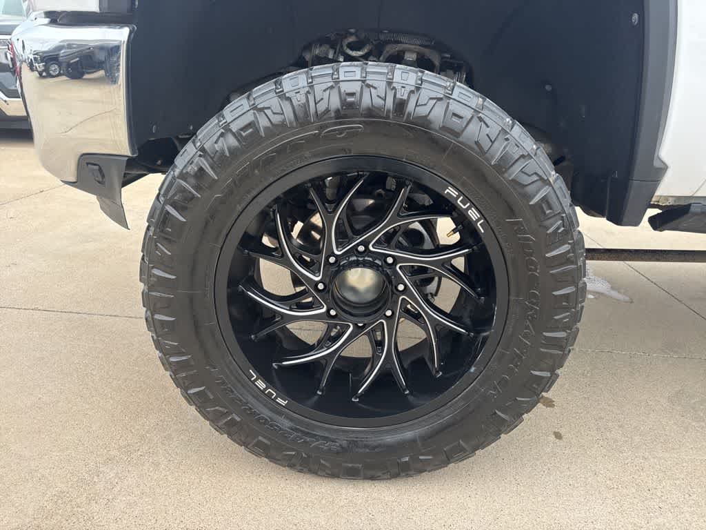 Thumbnail: 2022 Chevrolet Silverado 3500 - 9