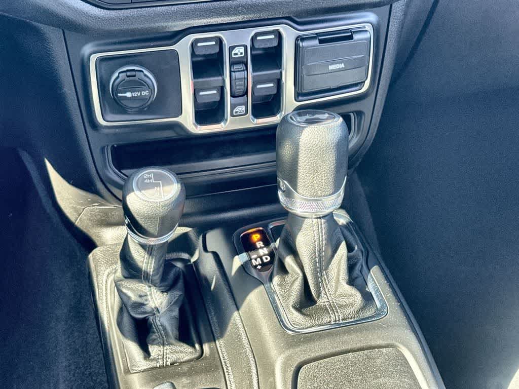 Thumbnail: 2026 Jeep Wrangler - 17