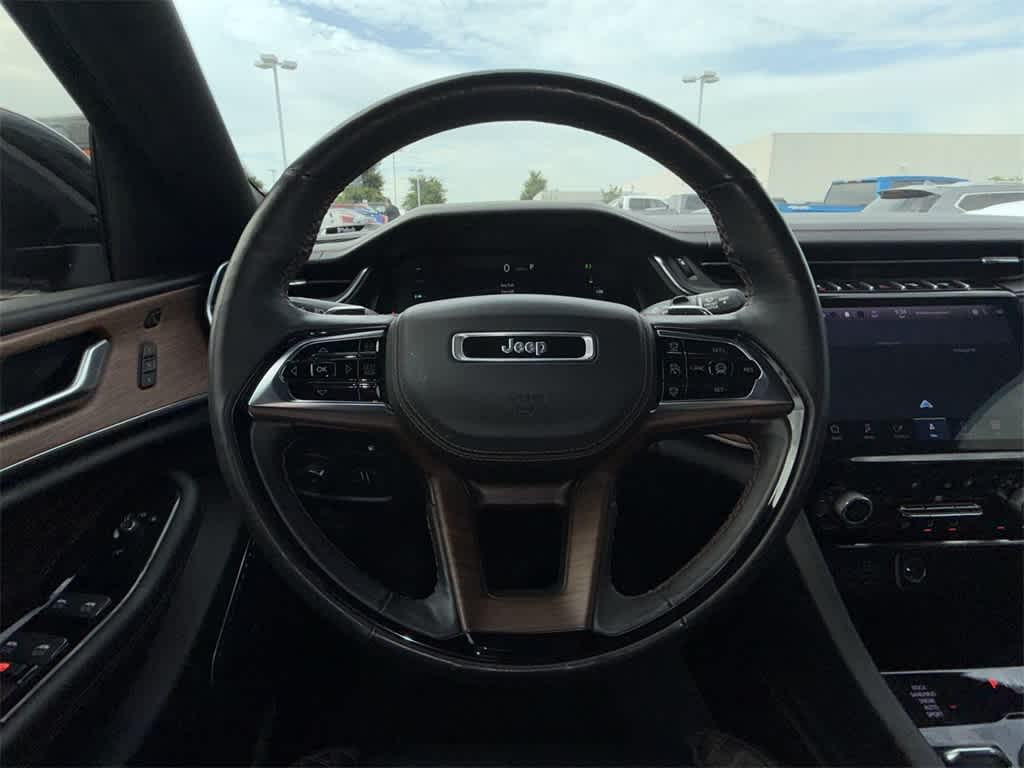 Thumbnail: 2022 Jeep Grand Cherokee - 17