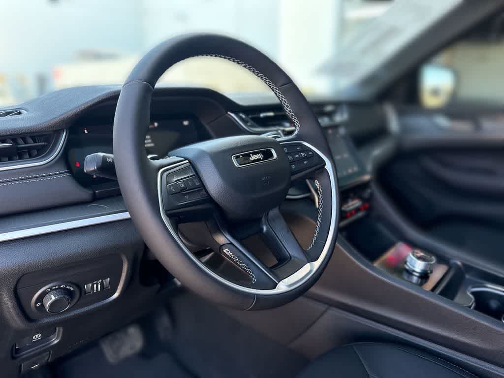 Thumbnail: 2026 Jeep Grand Cherokee - 2