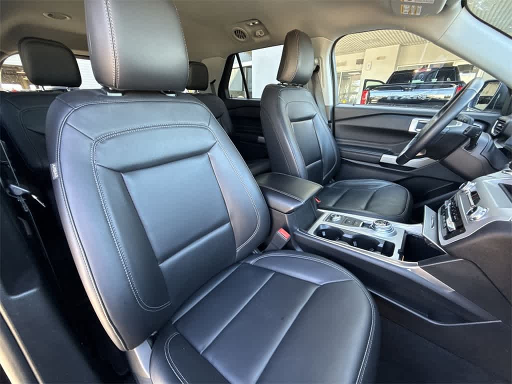 Thumbnail: 2023 Ford Explorer - 14