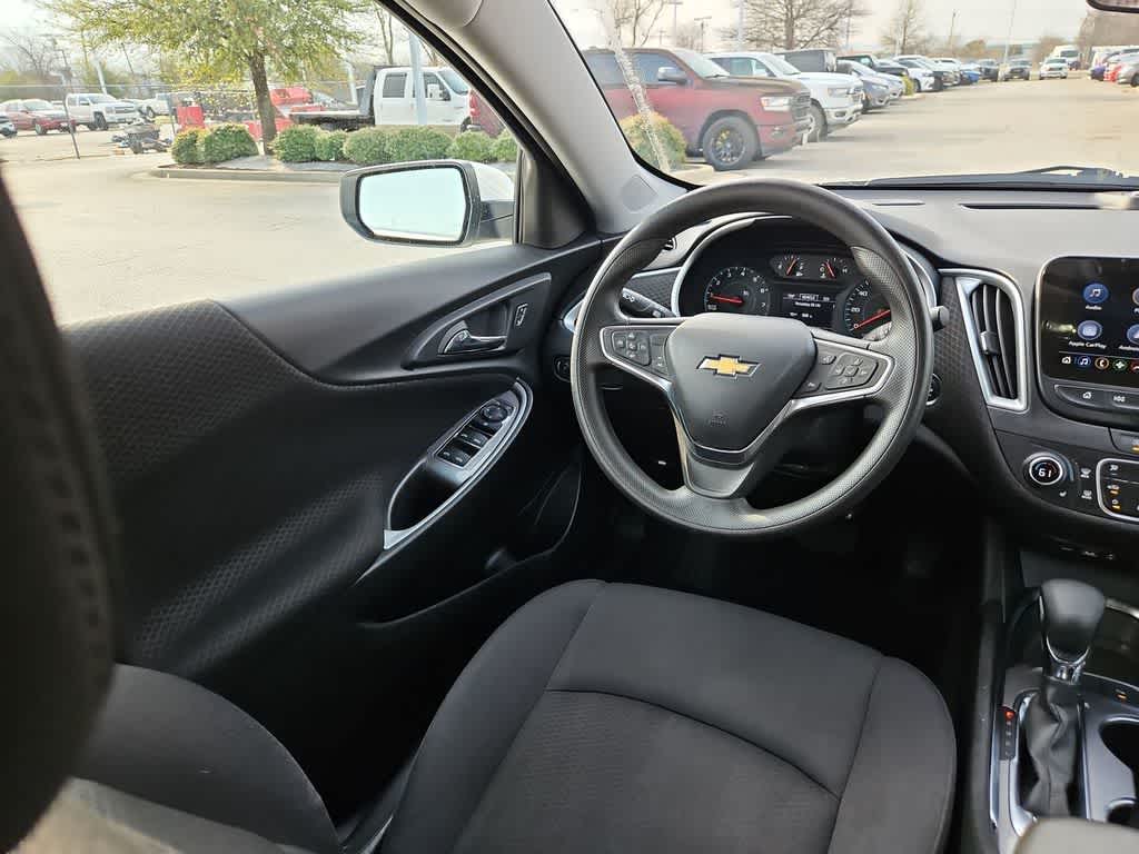 Thumbnail: 2024 Chevrolet Malibu - 15