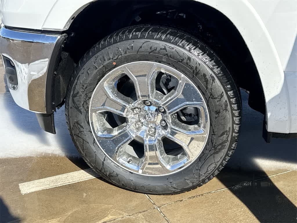 Thumbnail: 2026 RAM 1500 - 10