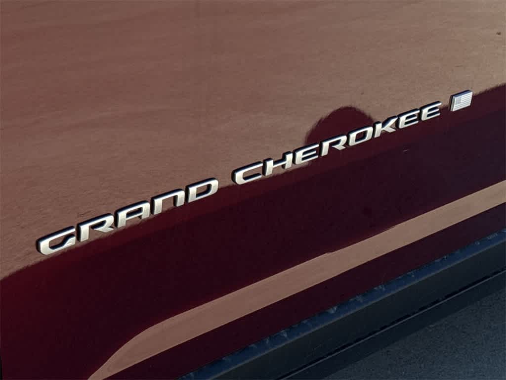 Thumbnail: 2025 Jeep Grand Cherokee - 7
