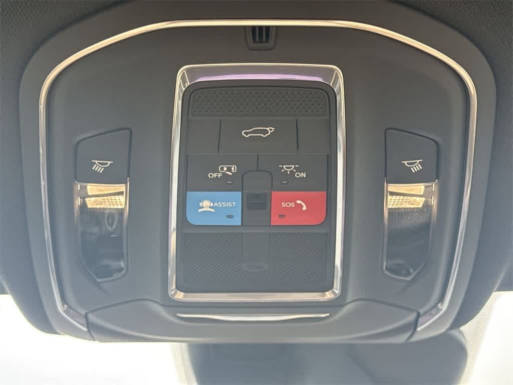 2025 Jeep Grand Cherokee Limited Edition 20