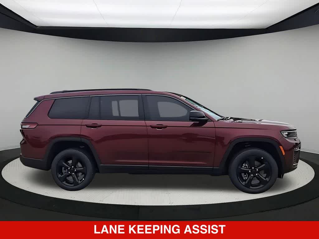 Thumbnail: 2026 Jeep Grand Cherokee L - 9