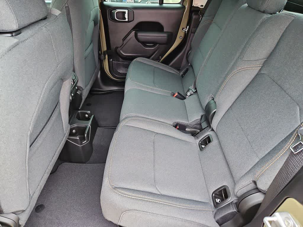 Thumbnail: 2026 Jeep Gladiator - 20