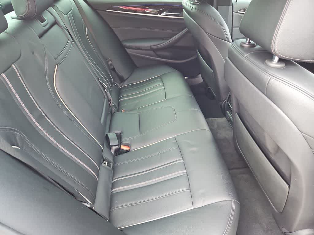 Thumbnail: 2020 BMW 5 Series - 22