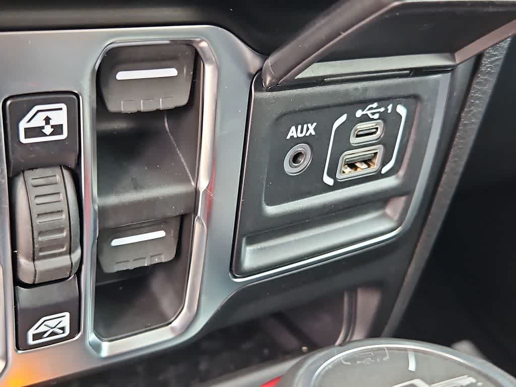 Thumbnail: 2026 Jeep Gladiator - 29