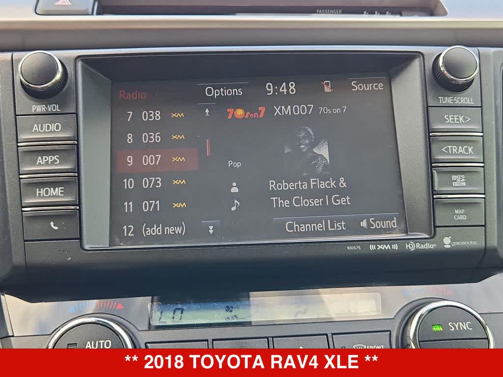 Thumbnail: 2018 Toyota RAV4 - 27