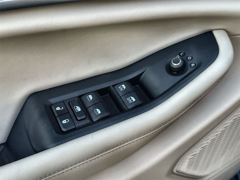 Thumbnail: 2025 Jeep Grand Cherokee L - 24