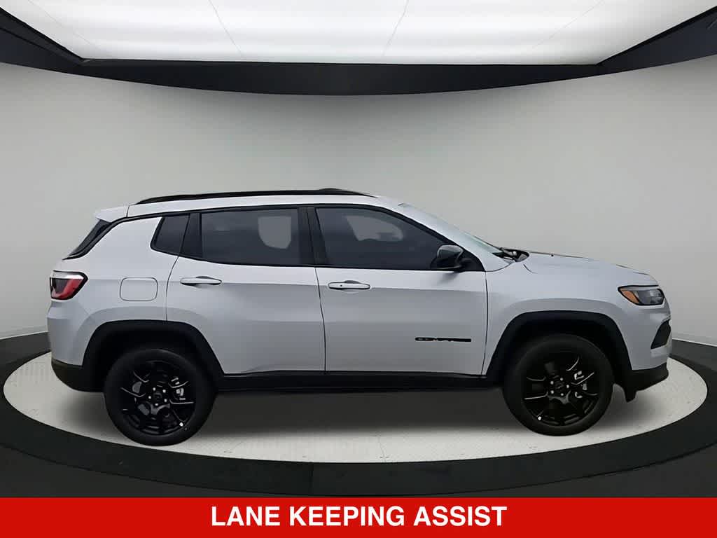 Thumbnail: 2026 Jeep Compass - 9