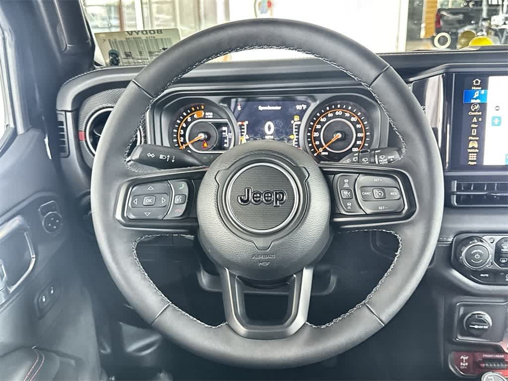 Thumbnail: 2025 Jeep Wrangler - 17