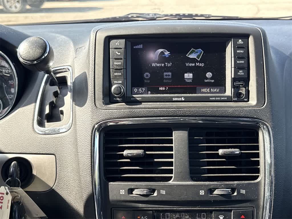 Thumbnail: 2017 Dodge Grand Caravan - 16