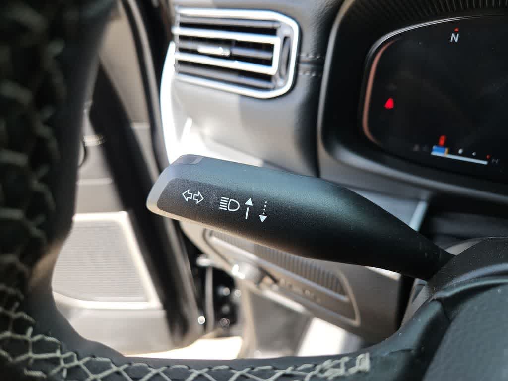 Thumbnail: 2026 Jeep Grand Wagoneer - 25