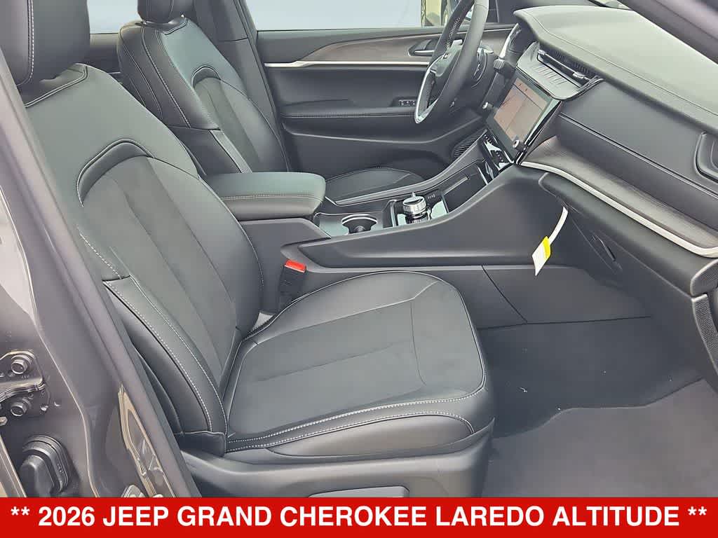 Thumbnail: 2026 Jeep Grand Cherokee - 24