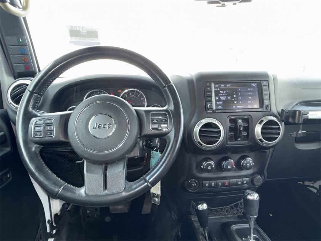 Thumbnail: 2018 Jeep Wrangler - 15