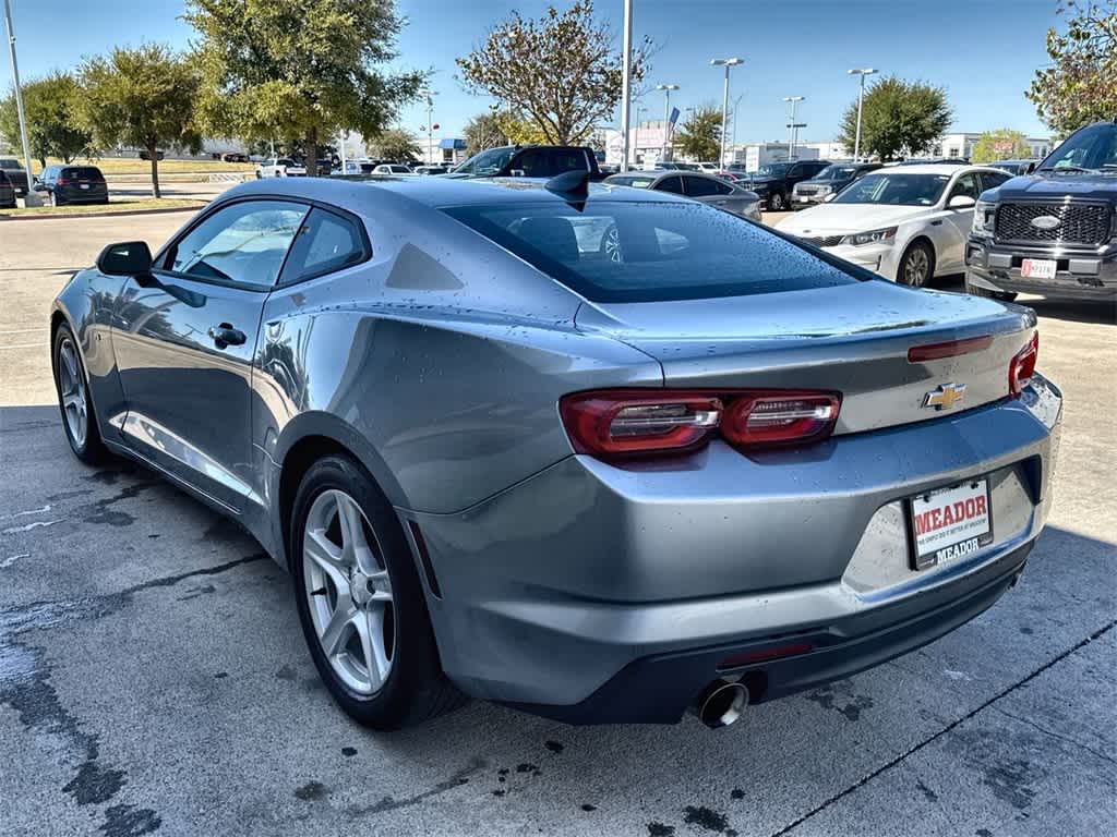 2023 Chevrolet Camaro 1LT photo 4