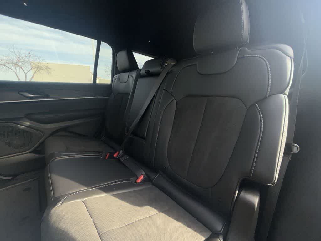 Thumbnail: 2026 Jeep Grand Cherokee L - 13