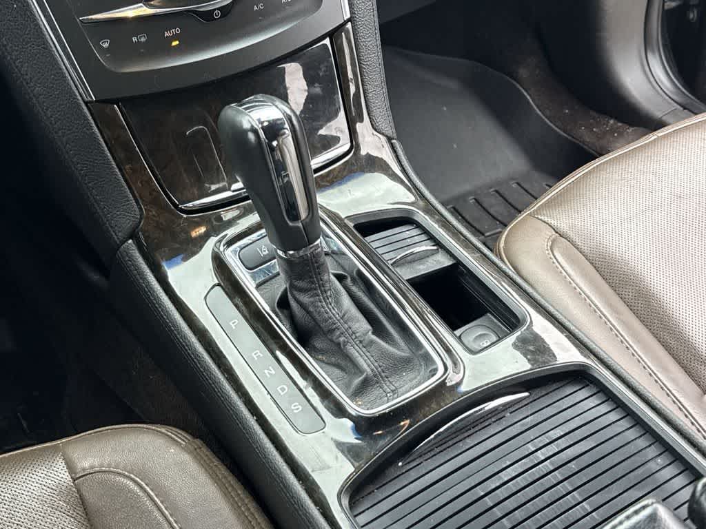 Thumbnail: 2015 Lincoln MKS - 17