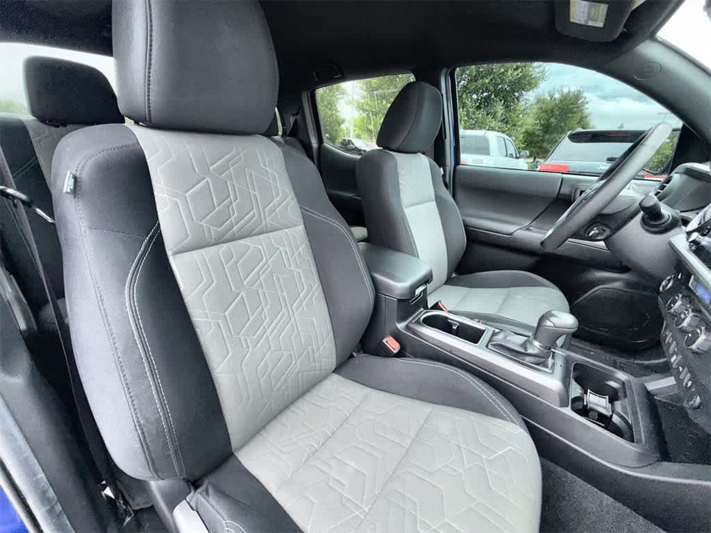 2022 Toyota Tacoma  12