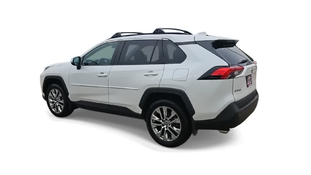 Thumbnail: 2021 Toyota RAV4 - 6